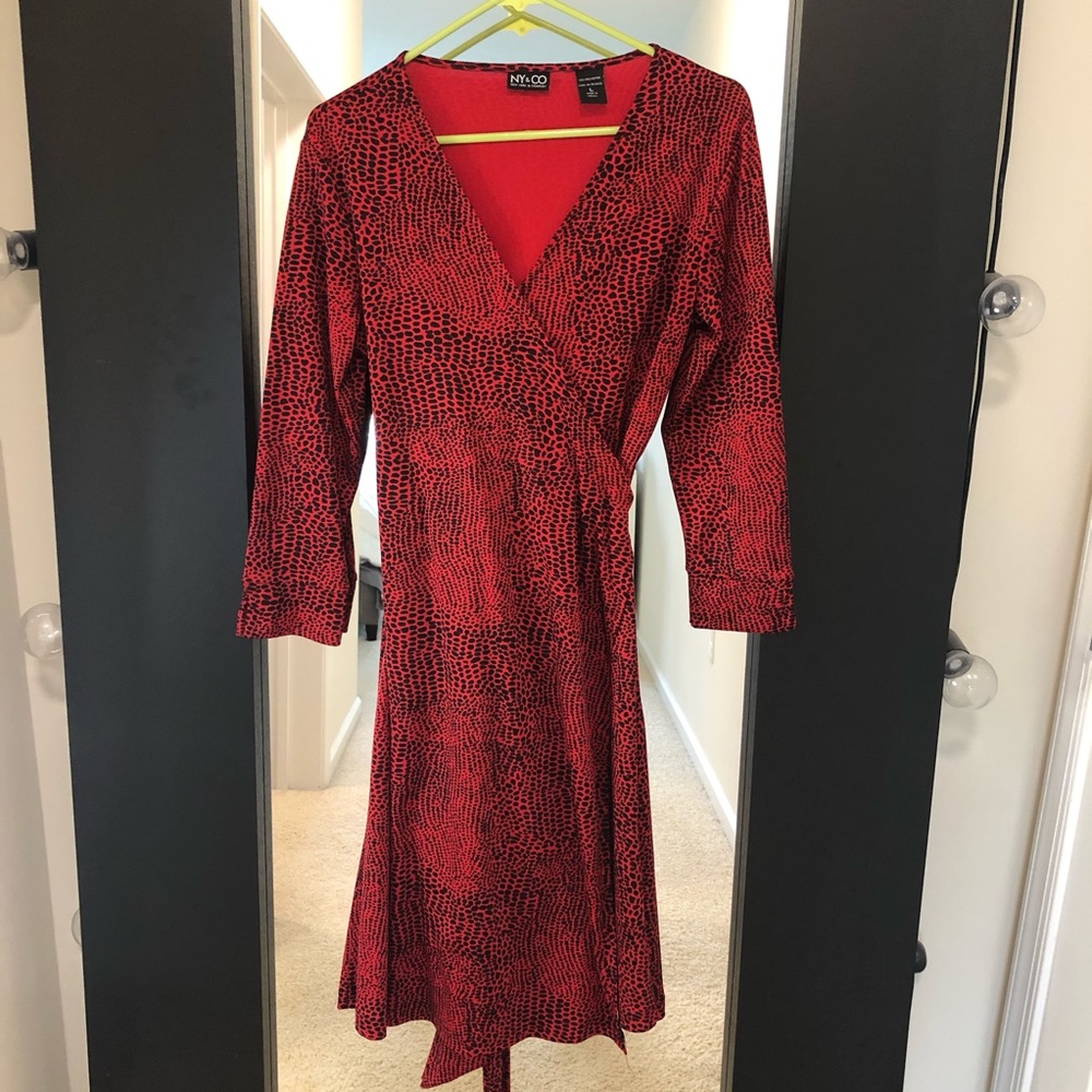 NY & CO wrap dress size large